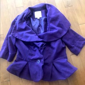 Romeo and Juliet size m stretch wide collar